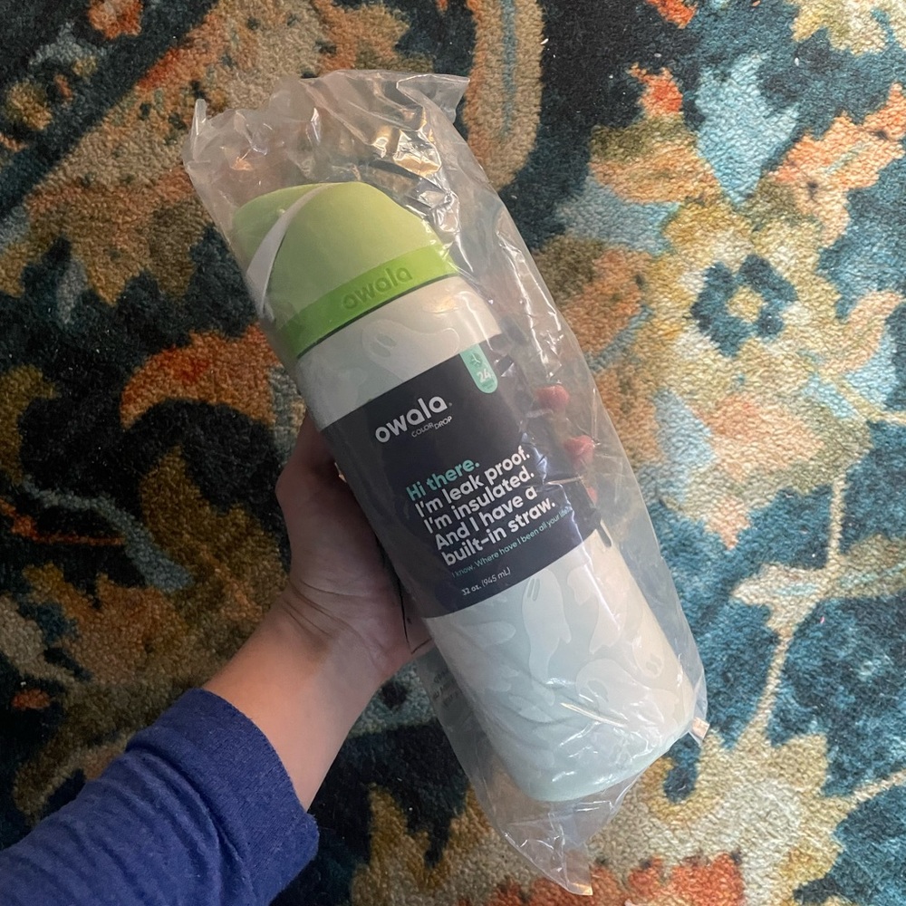 Owala LIMITED EDITION Boo Ya water bottle